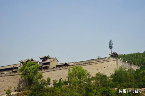 山西晉商大院中讓我驚喜的一座,譽為中國民間故宮,比喬家大院古樸