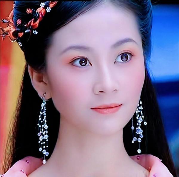 歡天喜地七仙女 母丹飾演二姐