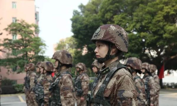 雪花紛飛天，正是練兵時，帶你體驗“沉浸式”冬訓