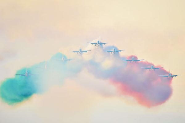 義大利“三色箭”飛行表演隊慶祝成立六十週年