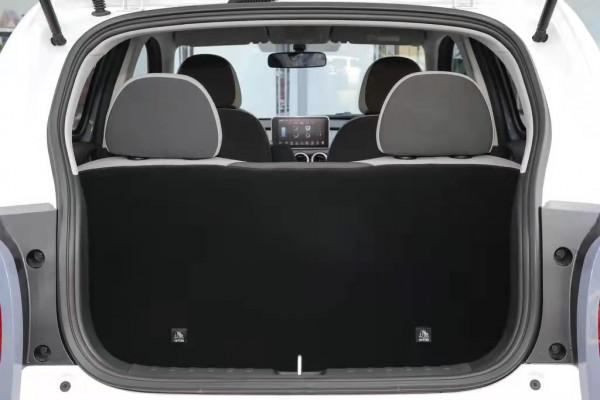 尤拉黑貓:5門4座兩廂車,續航里程301km,造型可愛 尤拉黑貓:5門4座兩廂車,續航里程301km,造型可愛