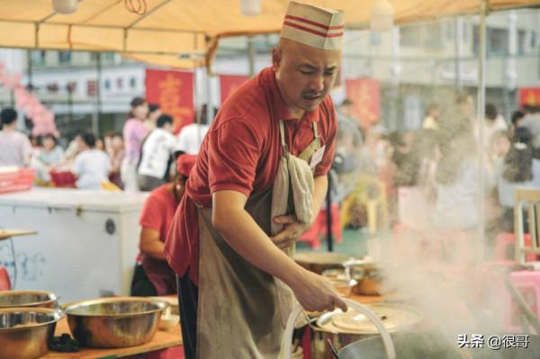 奔著易烊千璽看的《奇蹟》，卻被兩位貴州籍演員齊溪和章宇圈粉了