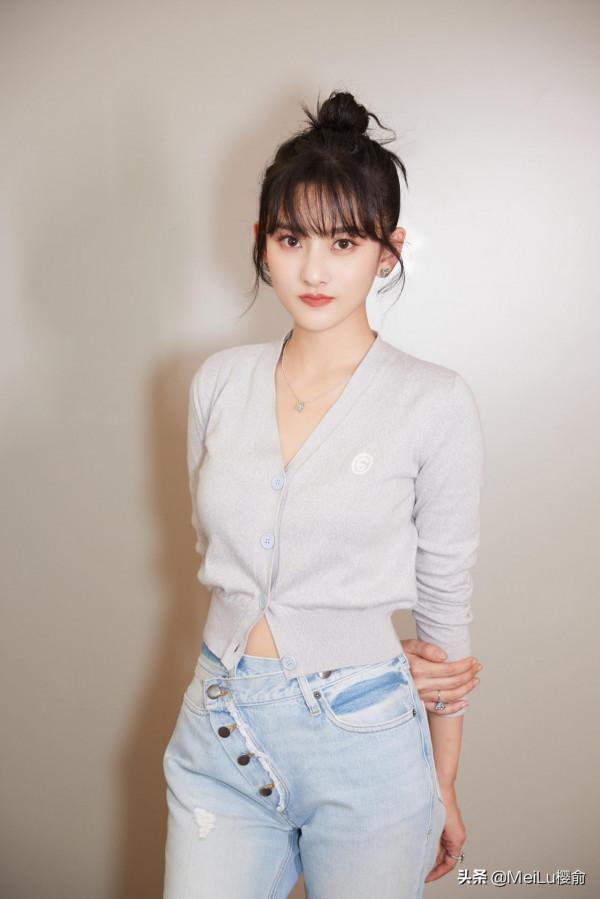 宋祖兒太可愛了,清新的氣質如同鄰家女孩,少女風滿滿 宋祖兒太可愛了,清新的氣質如同鄰家女孩,少女風滿滿