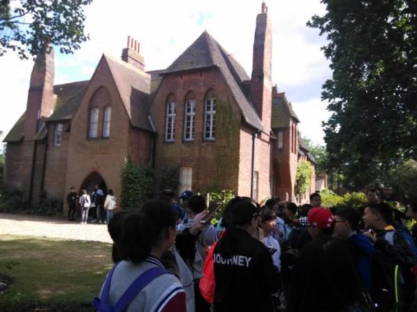 唐頓莊園富麗堂皇