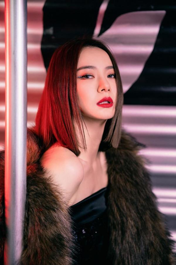 復古紅唇妝讓你好運一整年！高圓圓優雅鍾楚曦明豔，誰也能駕馭