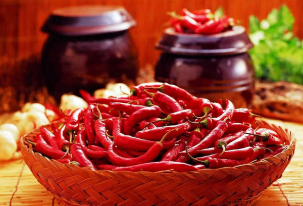 胃潰瘍不能吃辛辣食物？有三個常識，很多人都會被誤導