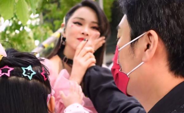 5歲女兒在上海讀書奶奶帶，性格敏感，秦昊：很焦慮沒時間陪孩子