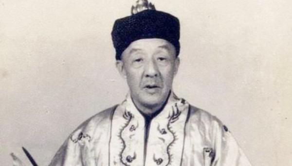 60年代末，最後一任張天師撒手人寰後繼無人，接班亂象頻出