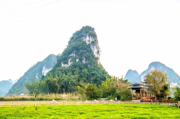 這裡是我國三大名泉之一,風景清淨幽美,有山情野趣的韻味 這裡是我國三大名泉之一,風景清淨幽美,有山情野趣的韻味