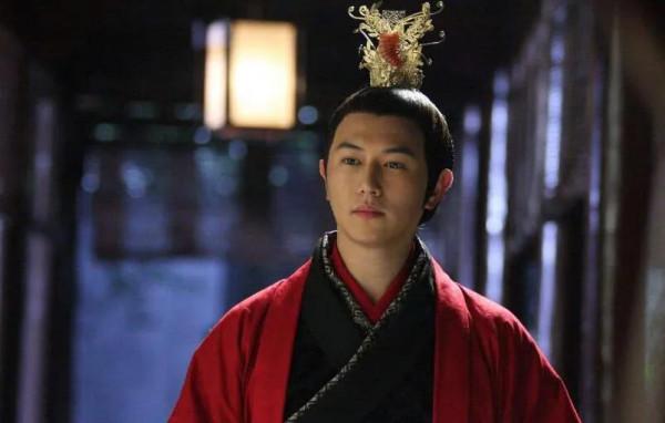 漢文帝明知藩王勢力存在威脅，為什麼不接受賈誼和晁錯的削藩建議