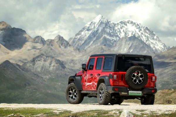 當硬派越野車“觸電”，會帶來一種怎樣的體驗？試駕牧馬人4×e