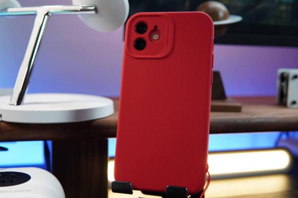 這次我搭配了同款毛利蘭的紅色Magsafe手機殼