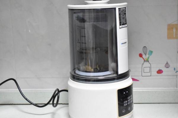 70後夫妻的早餐,20分鐘做好5樣,做法簡單營養味美,家常但溫暖 70後夫妻的早餐,20分鐘做好5樣,做法簡單營養味美,家常但溫暖