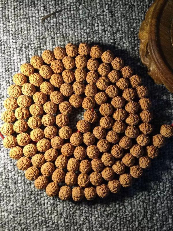 金剛菩提到底什麼時候配飾合適? 金剛菩提到底什麼時候配飾合適?