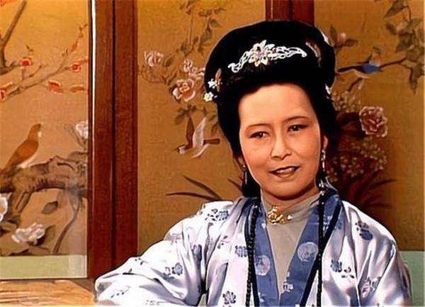 紅樓夢：金釧竟是黛玉的替死鬼？難怪王夫人想用黛玉的衣服做裝裹