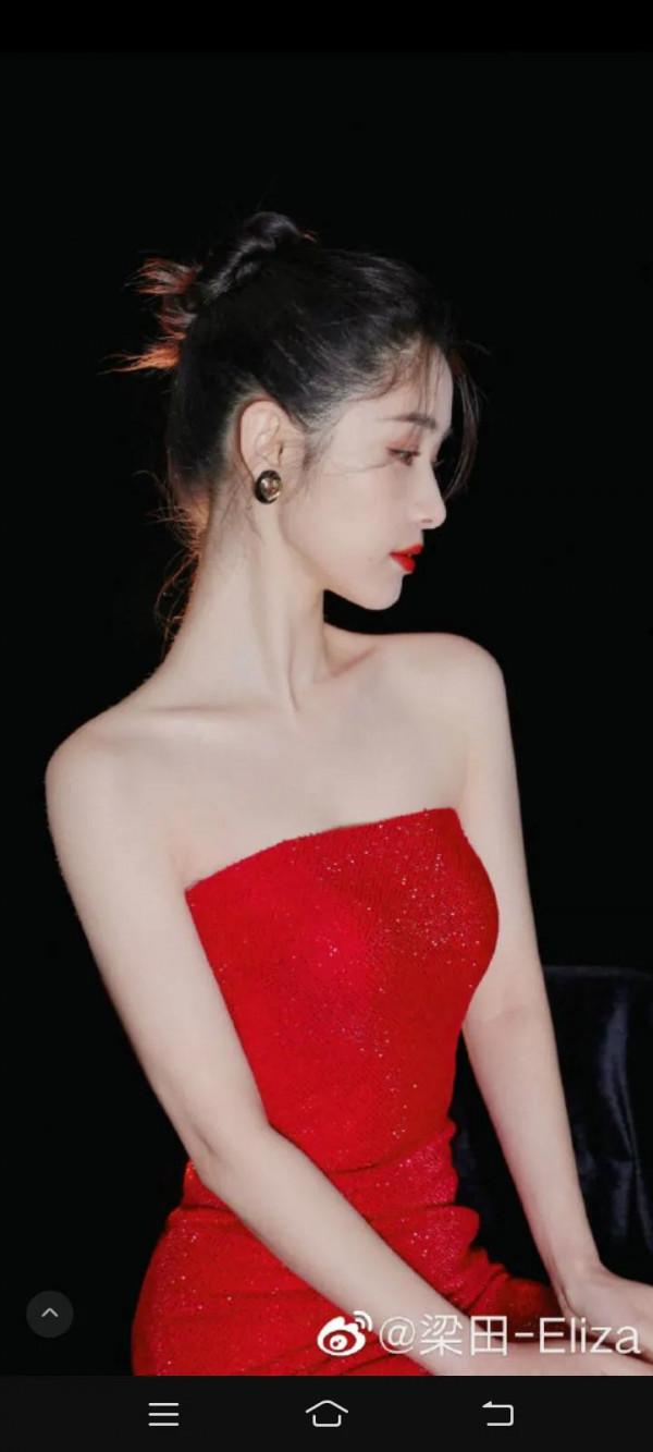 梁田劉燁湖南春晚禮服美圖