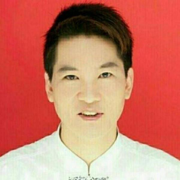 著名導演炮轟賈玲：你和張小斐只顧著掙錢，沒有絲毫同情心