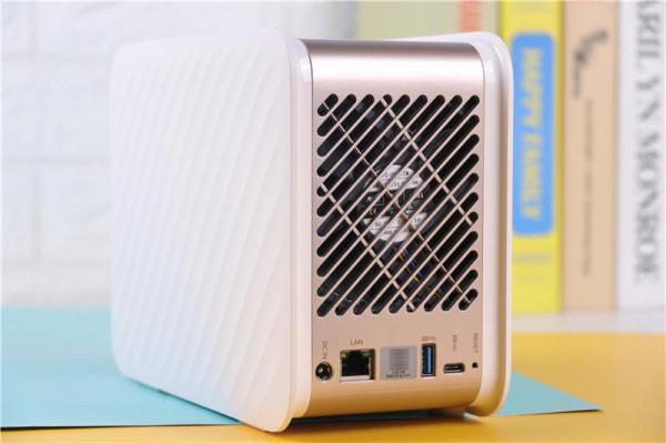 西數紅盤12T&plus;聯想雲端儲存T2，輕鬆打造家用NAS，小白也能玩得轉