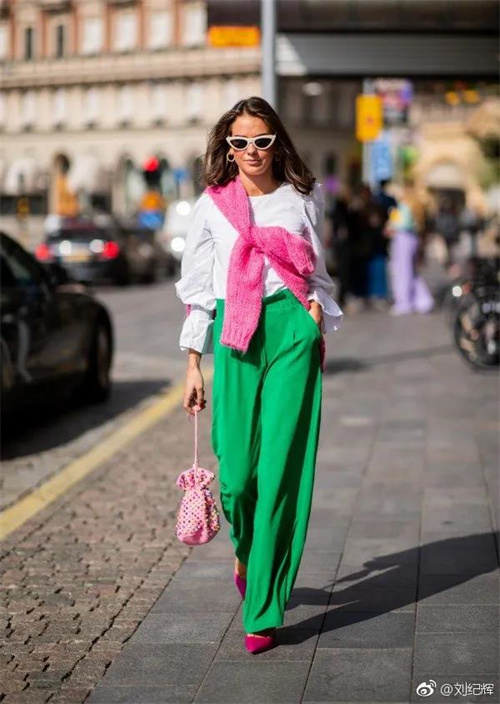 以為很醜，是因為我們只知道一種紅，和一種綠