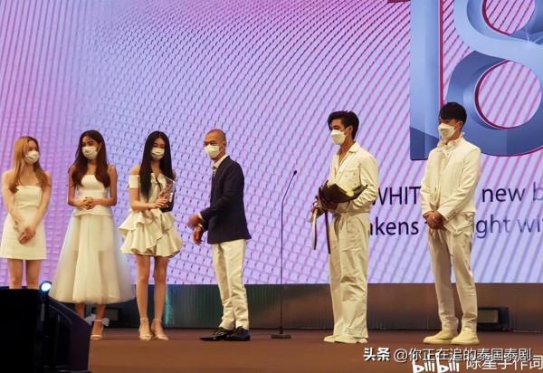 直擊第18屆泰國KclAwards頒獎典禮：三對泰劇情侶檔CP現場人氣PK