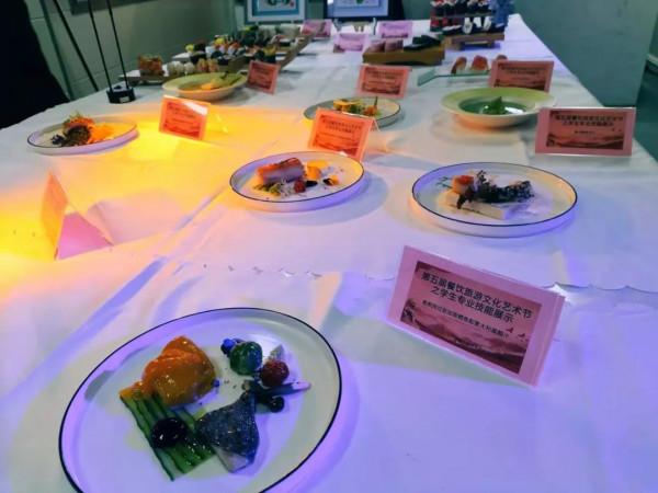 太讚了吧！又“美”又“香”的期末考試你見過沒？