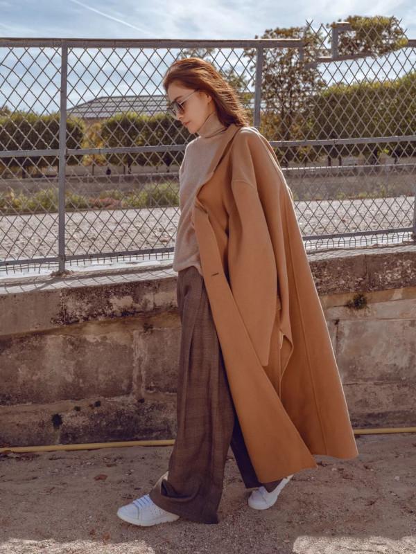 46歲梅婷逆生長，穿搭作用少不了，“穿大不穿小”的法則值得借鑑