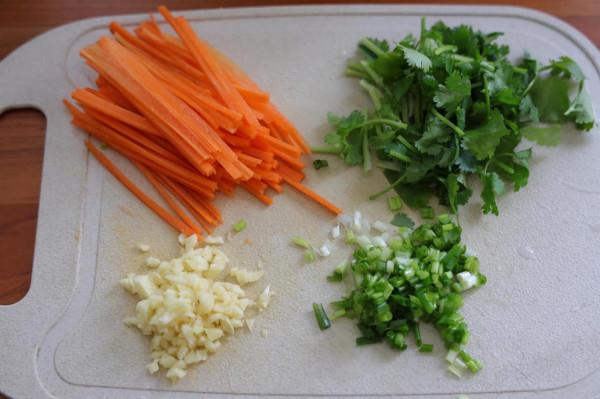 秋天大人孩子要多吃這道素菜,爽口開胃,營養豐富,做法還超簡單 秋天大人孩子要多吃這道素菜,爽口開胃,營養豐富,做法還超簡單