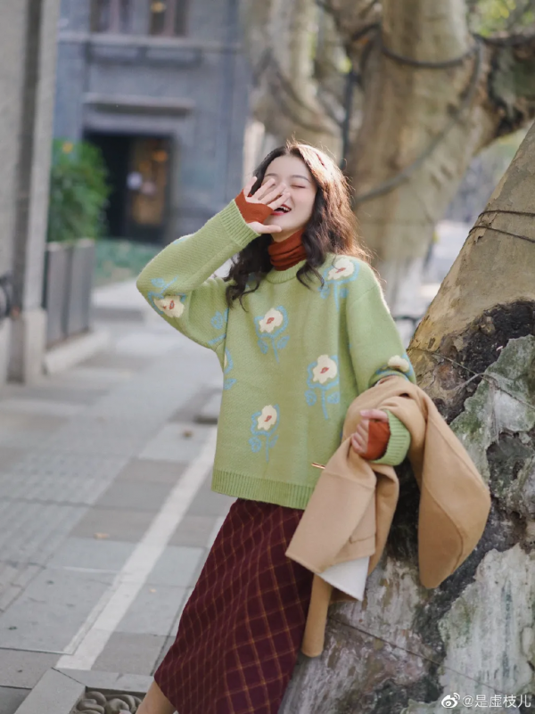 小長假VS婚禮季，這7套LOOK低調又美麗