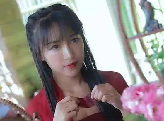 李子柒驚豔寫真集 李子柒驚豔寫真集