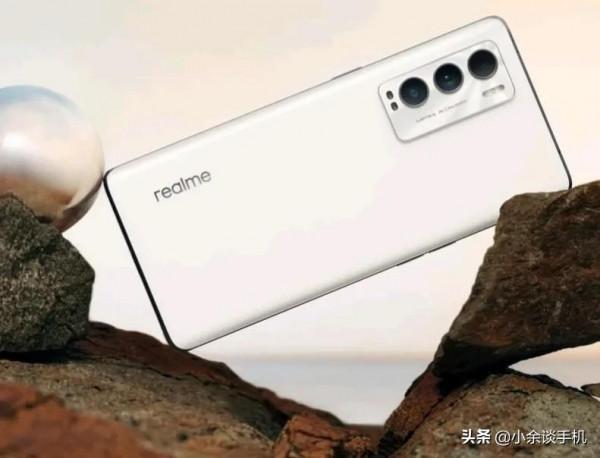 價效比的手機和旗艦機,到底有什麼不同?我們倆聊一聊 價效比的手機和旗艦機,到底有什麼不同?我們倆聊一聊