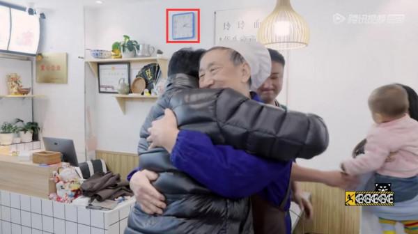 老百姓陪著鄧超錄製到半夜兩點半,《五哈》強凹的正能量令人尷尬 老百姓陪著鄧超錄製到半夜兩點半,《五哈》強凹的正能量令人尷尬