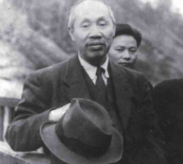 除了周恩來當總理，誰能替代？毛主席點名他任職近三個月的代總理