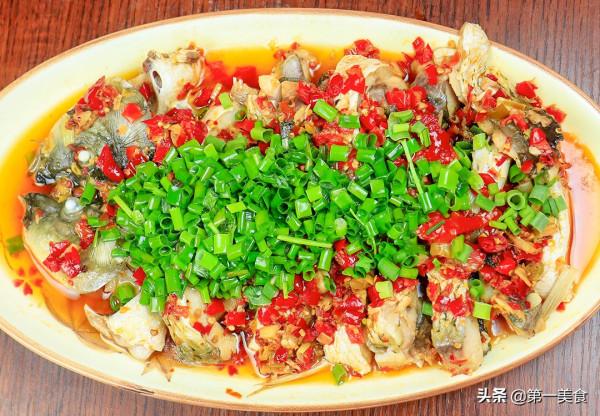 廚師長做的剁椒魚塊真地道，原來醃製很重要，鮮嫩可口，香辣下飯