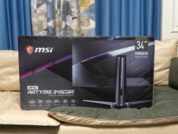 你看我的物理外掛又大又圓，微星月神MPG 343CQR顯示器測評