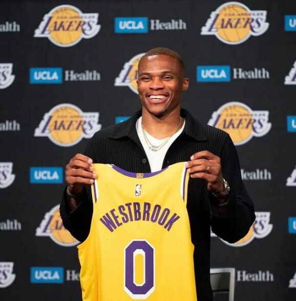 22年夏5頂級後衛存球員選項，籃網還不續約歐登？威少效仿保羅？