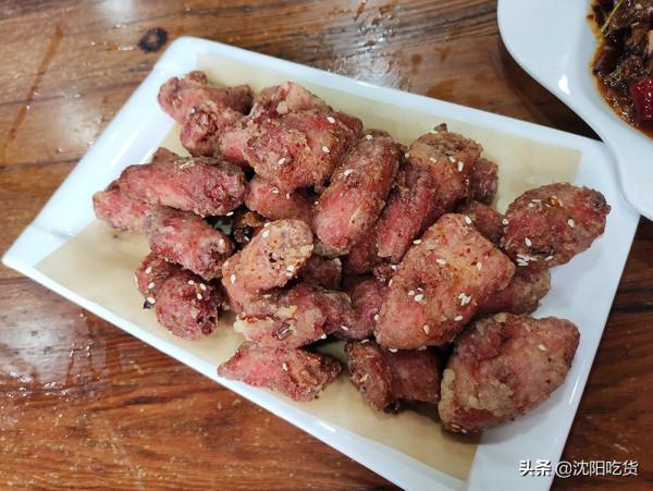 新四絕菜,乾燒魚和椒鹽雞脖絕絕子,任點一道菜都不踩雷 新四絕菜,乾燒魚和椒鹽雞脖絕絕子,任點一道菜都不踩雷