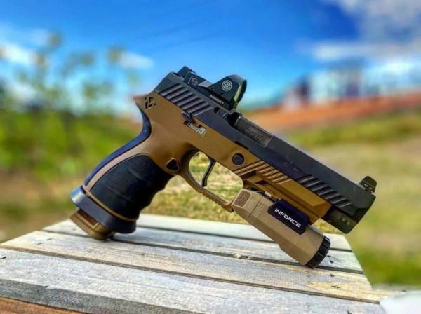 “北極狐”僱傭兵的20種輕武器,都是世界最頂尖的槍支 “北極狐”僱傭兵的20種輕武器,都是世界最頂尖的槍支