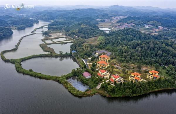 東晉《搜神記》造就中國七夕之源 在仙女湖畔聊聊中外的“仙女”們 東晉《搜神記》造就中國七夕之源 在仙女湖畔聊聊中外的“仙女”們