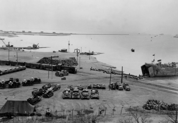 《長津湖》背後的歷史：九兵團為啥沒有厚棉衣？