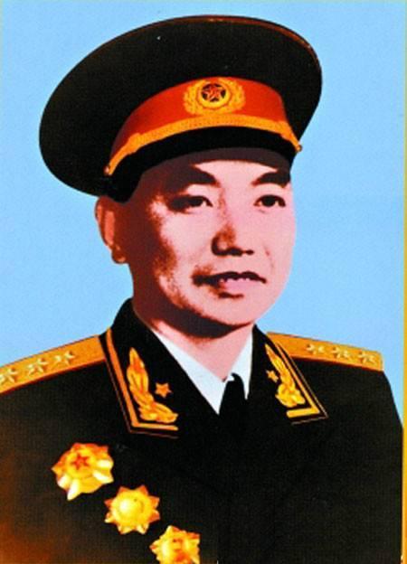 開國大將蕭勁光，姓蕭還是姓肖？