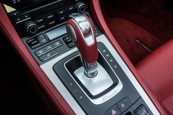 全球限量1250臺，這臺718 Boxster 有哪些高能進階？