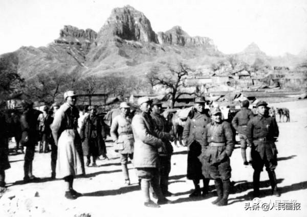 美術作品中的百年黨史|《太行鐵壁》 美術作品中的百年黨史|《太行鐵壁》