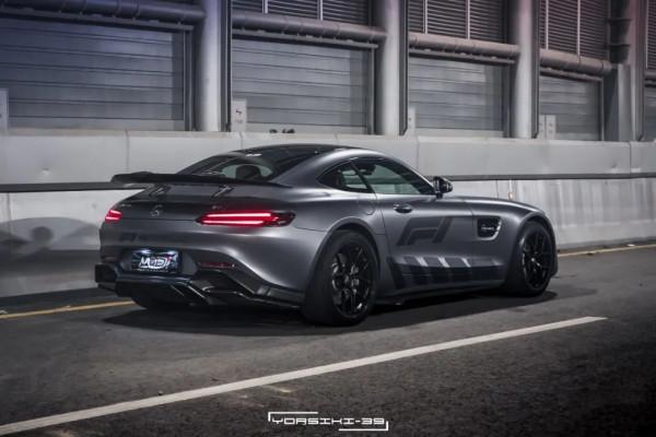 油耗堪比納智捷的梅賽德斯-AMG GT,兩天一箱98你受得了嗎? 油耗堪比納智捷的梅賽德斯-AMG GT,兩天一箱98你受得了嗎?