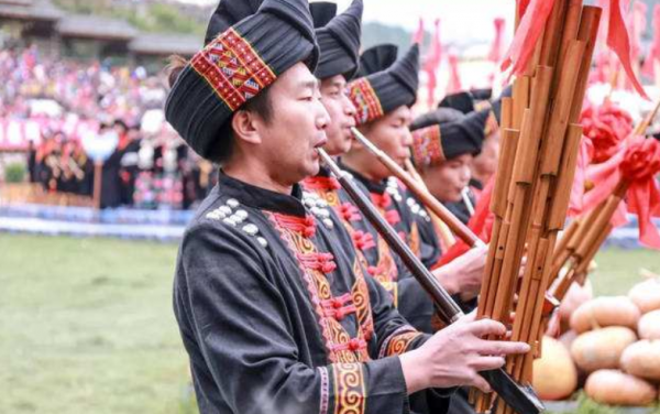 和雲南一起過新年 | 群“獅”亂舞：苗家百獅賀新春