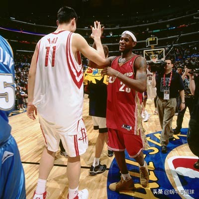 姚明是2002年的狀元,同年的榜眼和探花是誰,成就如何? 姚明是2002年的狀元,同年的榜眼和探花是誰,成就如何?