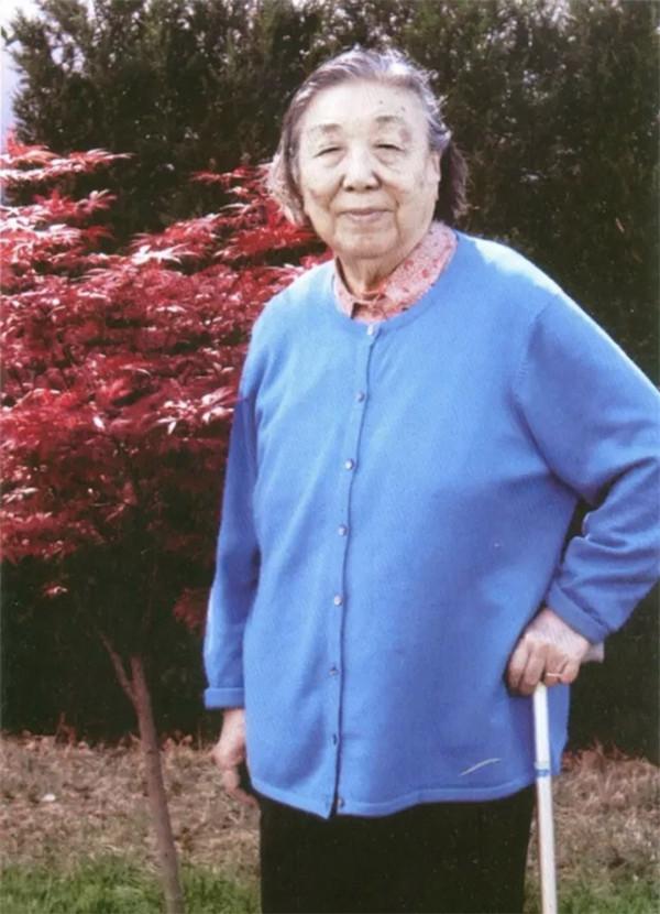 洋媳婦戴乃迭:21嫁才子楊憲益,母親說她的孩子會自殺,後竟成真 洋媳婦戴乃迭:21嫁才子楊憲益,母親說她的孩子會自殺,後竟成真