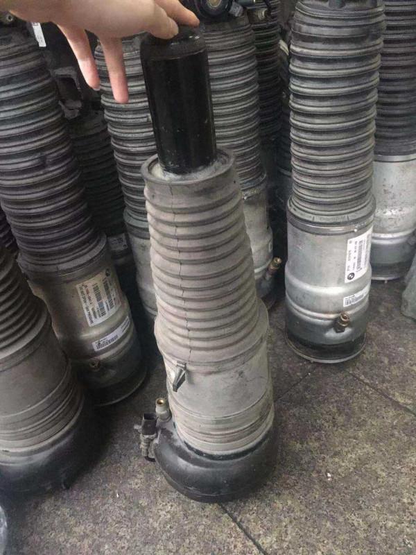 奧迪Q7打氣泵由於溫度過高而關閉怎麼辦? 奧迪Q7打氣泵由於溫度過高而關閉怎麼辦?