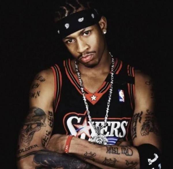 髮帶造型分4個等級:杜蘭特氣質C級,詹姆斯S級,艾弗森SSS級 髮帶造型分4個等級:杜蘭特氣質C級,詹姆斯S級,艾弗森SSS級