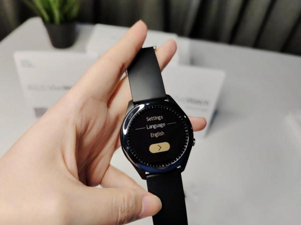 主打健康監測，兼顧續航和戶外使用 - 華碩健康表2代 VivoWatch SP