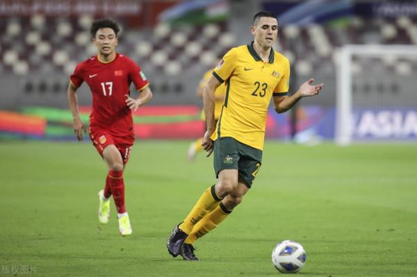 “一起看寂寞”？國足必須破釜沉舟，不換思路就換人